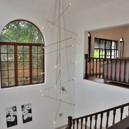 הארטביספורט Indlovukazi Guesthouse מראה חיצוני תמונה